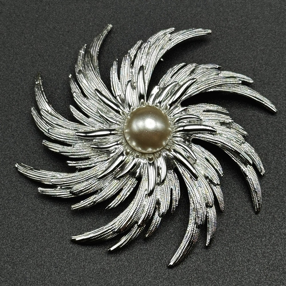 Vintage Sarah Coventry Silver Tone Swirl Sunburst Faux Pearl Brooch Signed Pin